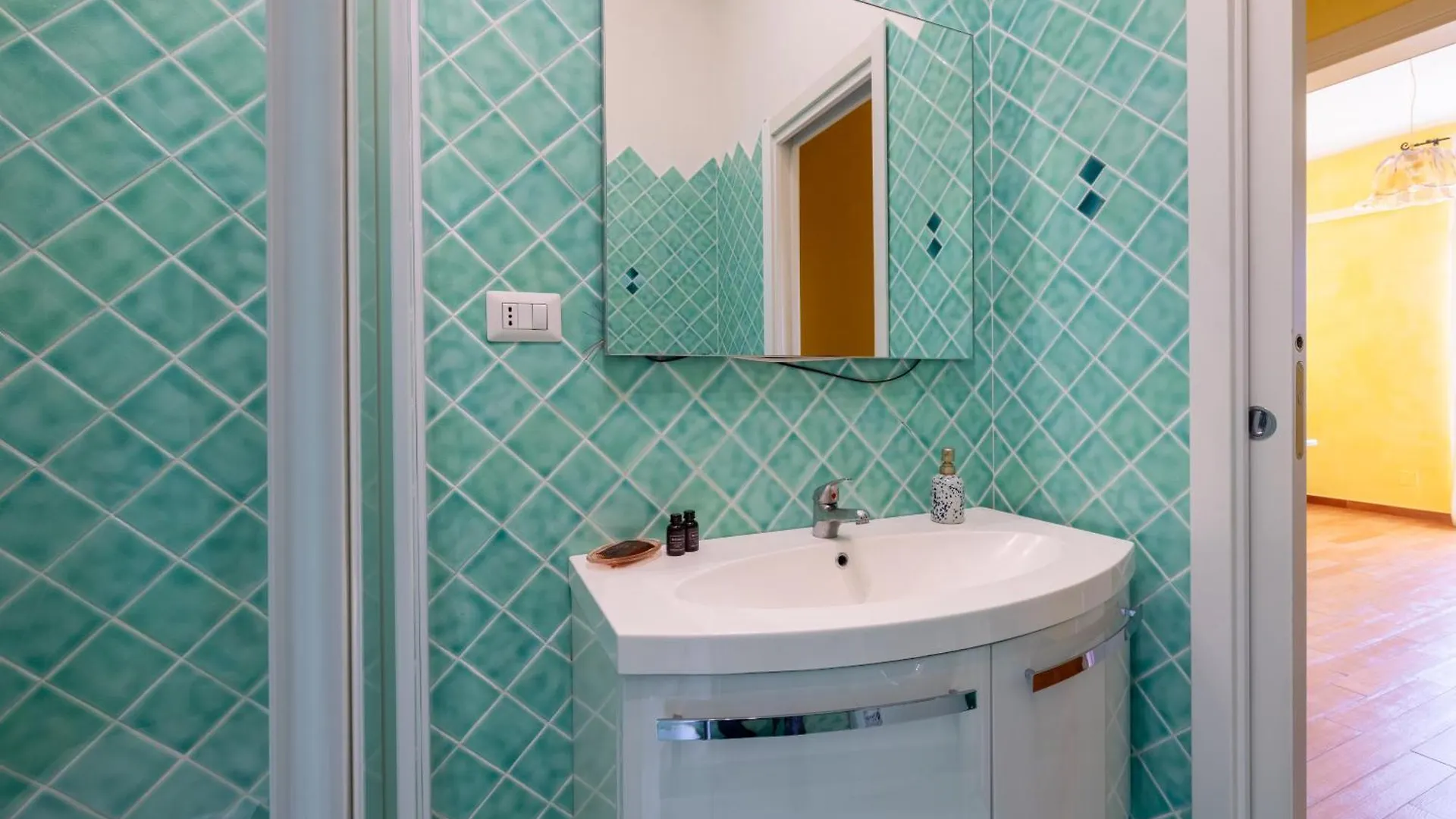 Emanuele Filiberto - B&D Apts Rome Apartment