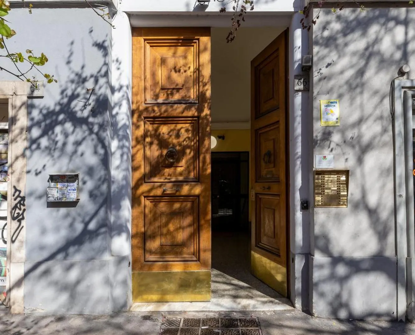 Emanuele Filiberto - B&D Apts Rome 0*,